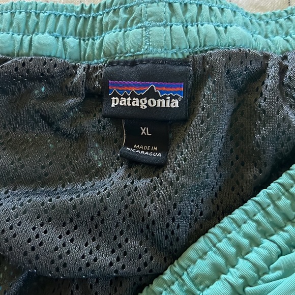 XL Patagonia Swim Shorts - Picture 2 of 4